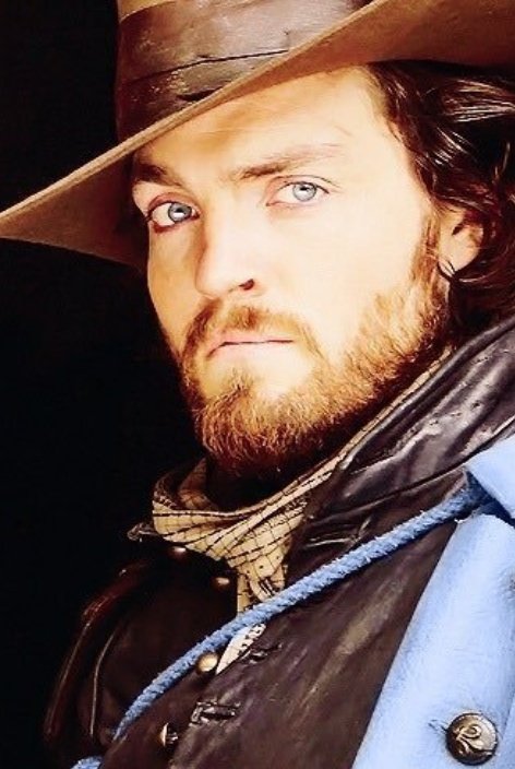 sandmartjo's tweet photo. Goodnight all Lovely Muskies Ladies 😊 😘 😘 Sweetest dreams 😊 🌹 💐
#FreeForFriday #Selfish #Athos
@Jo_Lloyd8 https://t.co/TLfdutLldJ
