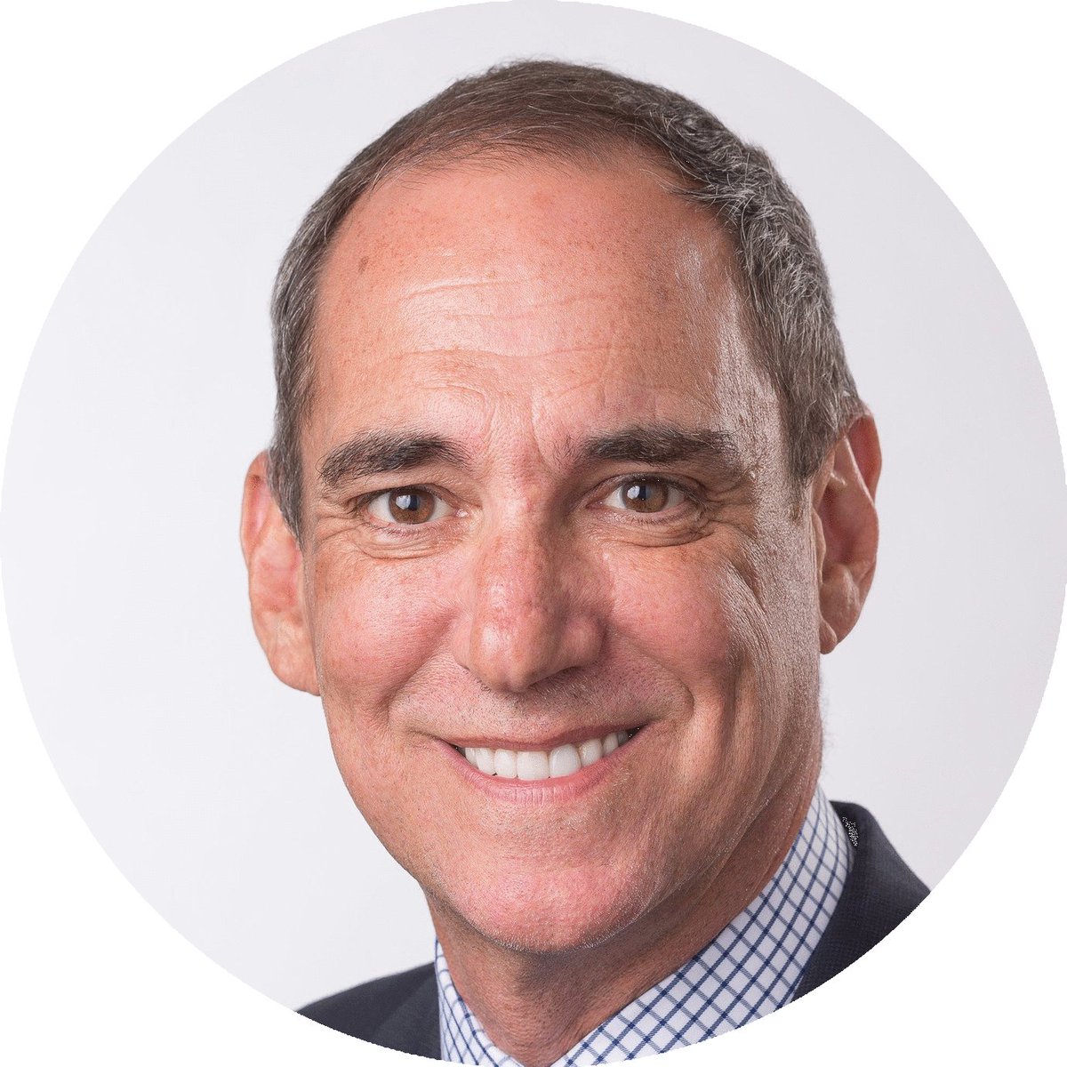 FPAPuget's tweet photo. The economy &amp; housing markets have been performing very admirably for the past several years, but should expect to see a slowdown?

In his Symposium presentation, Matthew Gardner, Chief Economist for Windermere Real Estate, will discuss potential obstacles. https://t.co/vCx8k3XpH8