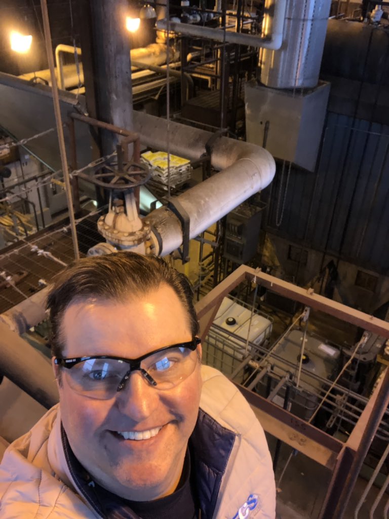 BoiscoTraining's tweet photo. Not quite on top of the world, but I’m up there! Standing atop a large D-type @cleaverbrooks boiler at Clover Bottom Developmental in Nashville, TN #BringingKnowledgeToPower https://t.co/CpnMnNzNRF