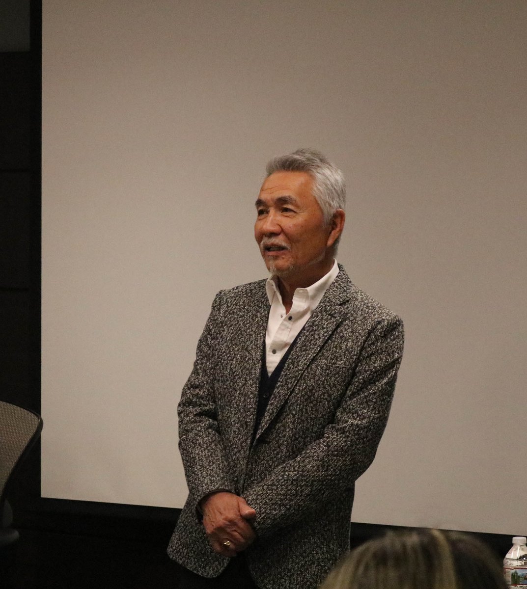 HakkoUSA's tweet image. American Hakko president Hitoshi Fujiwara gave his annual company speech, including a slideshow of pictures from when he started the business 35 years ago! A nice lunch followed where we also got to surprise him with a birthday cake 🎂