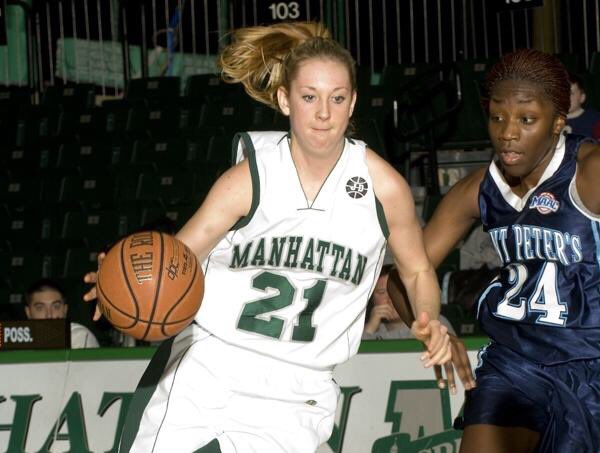 Manhattan_WBB's tweet photo. In 2008, Caitlin Flood put together a perfect scoring game, going 10-10 from the floor against Siena and helping the Jaspers to a 70-68 win. 

A 4-year starter, Flood ranks 7th on Manhattan’s all-time scoring list (1399 points) and 14th in rebounding (600). #mcwbb40 https://t.co/gITLWDe0Wn