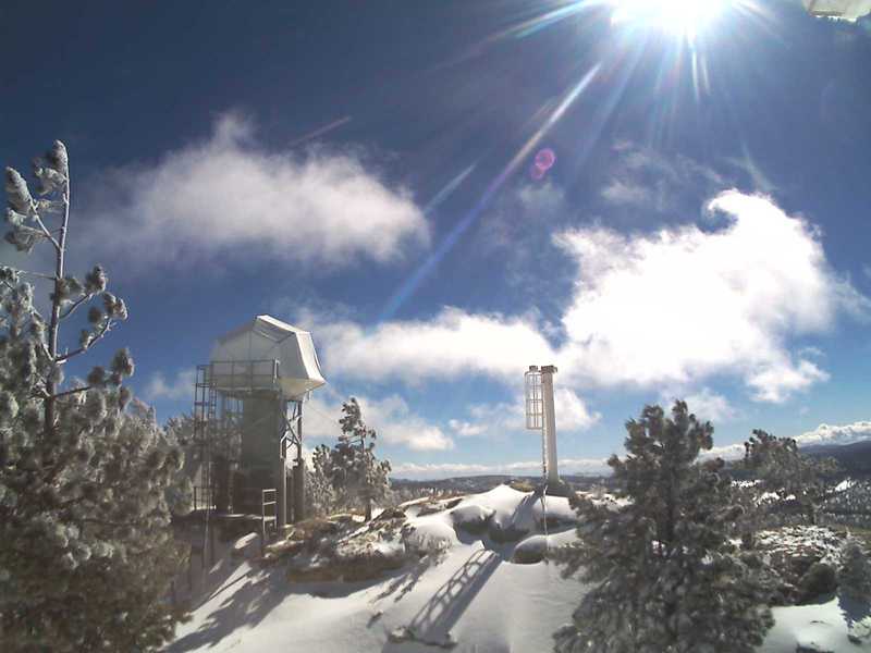 InfoMeteoro's tweet image. 🏔️Vista de la Sierra de San Pedro Mártir en #BC tras el paso de la #TormentaInvernal y el #FrenteFrío40.

❄️Acumulados de nieve de 15-25 cm y temperaturas de -10°C en promedio se han registrado en las ultimas horas. #Invierno