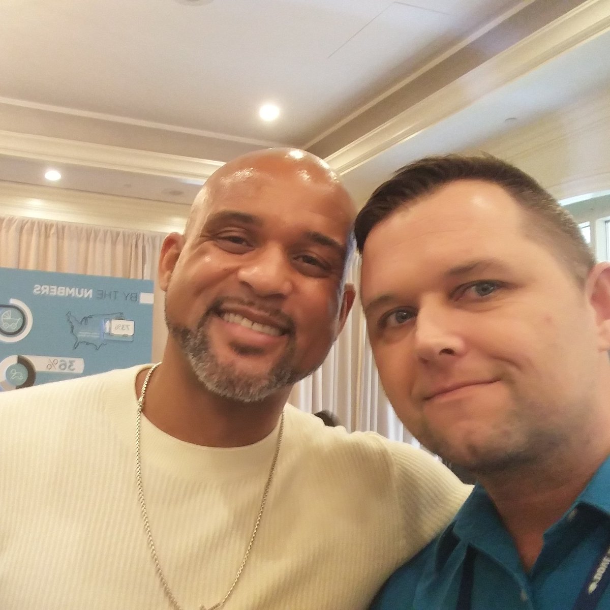 griswolddad's tweet image. I got to meet a wonderful #twindad today. Loved hearing @shaunt &apos;s story and getting to speak with him about similarities in my own path to having twins. Super nice doesn&apos;t begin to describe him. 

#dad2summit #dadblogger #parenting #Parents