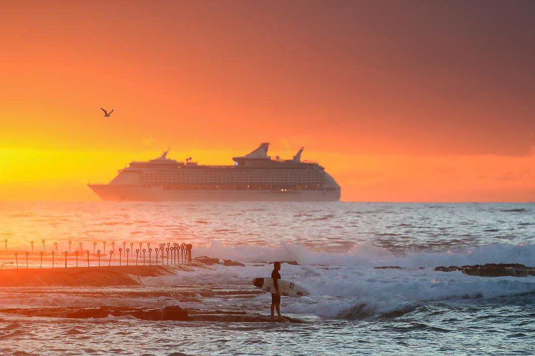 chapmanproperty's tweet photo. @Daily_Salt capturing Newcastle at it's finest 😍 How great is this city we live in?!
#ChapmanProperty https://t.co/489SfoQSlt
