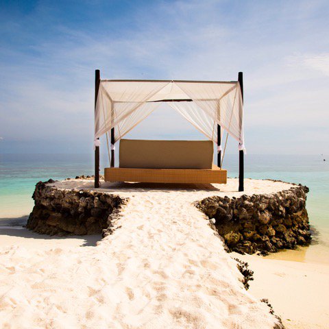 Beach ✔️Ocean ✔️ Bed ✔️Great In Bed Private Party Magnetic Energy Body Fragrance ✔️Heaven ✨. Double tap if you think this is perfection. 

#ismellgreat #selfcare