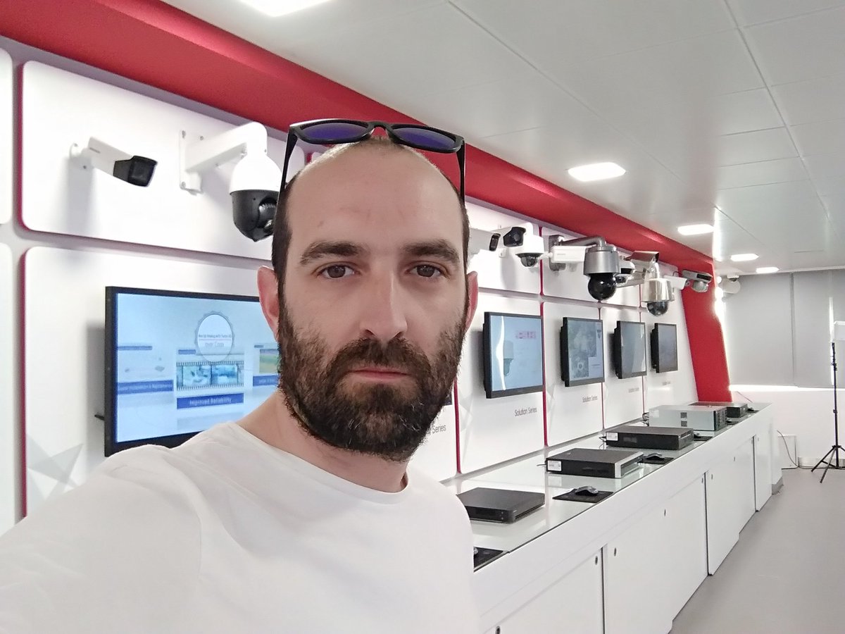 OrtiInformatica's tweet photo. Gracias @Hikvision_Spain por el trato recibido estos dos días. https://t.co/4CSG4WAUeD