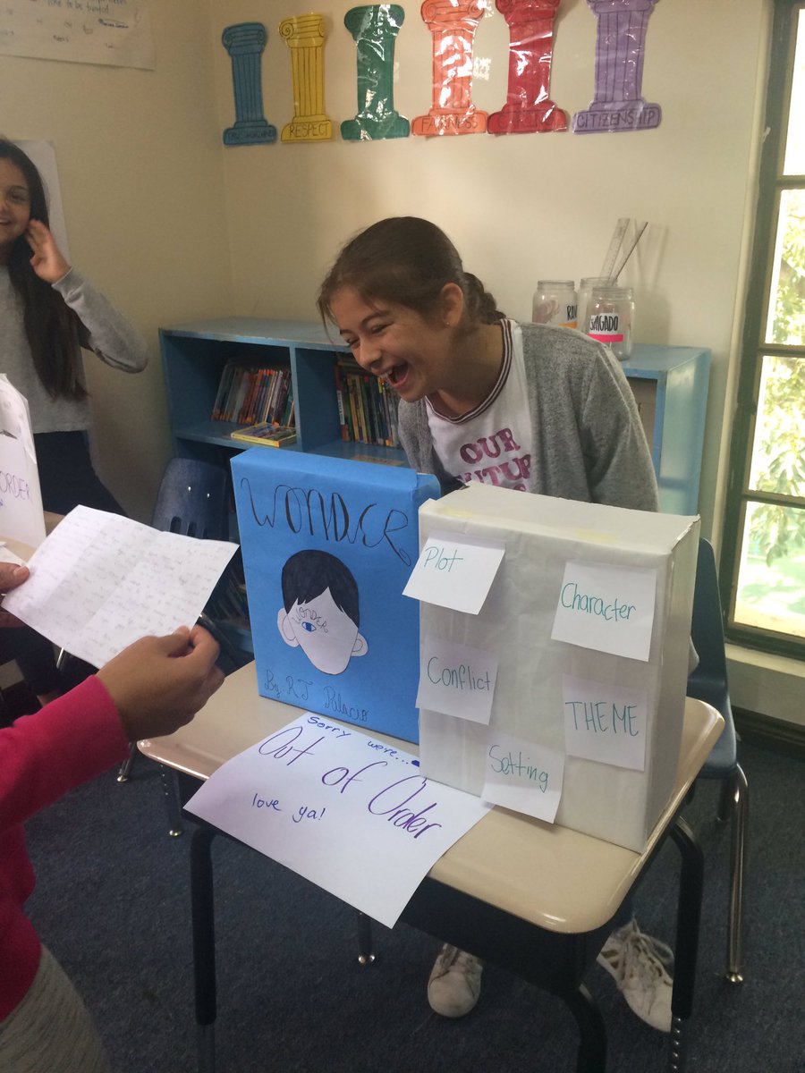 mcornejo26's tweet photo. For Green Week 5th graders used recycled materials for their Wonder book projects! #MenorLearns https://t.co/n2nly4G4K4