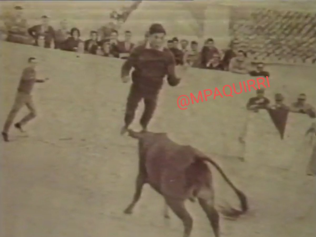 #RecordandoAPaquirri 
ESOS HÉROES SIN CAPA 😂😂 QUE GRANDE!!!
(1/3)