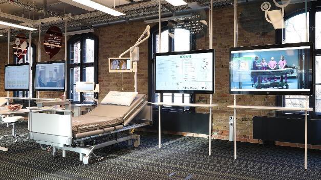 ericweismuc's tweet photo. #Cisco hat in seinem Innovationszentrum #openBerlin das Center of #ConnectedHealth eröffnet. In verschiedenen Szenarien soll gezeigt werden, wie eine deutschlandweite, vernetzte Gesundheits- und Versorgungsakte funktioniert: https://t.co/37utJndIFZ https://t.co/TL3VSIu3qB