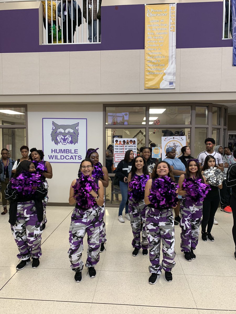 HumbleISD_HHS's tweet photo. Ready for Round 2 in Wildcat Country!! 🏀#WeAreHumble ☝🏿 https://t.co/i33KI6yMX5