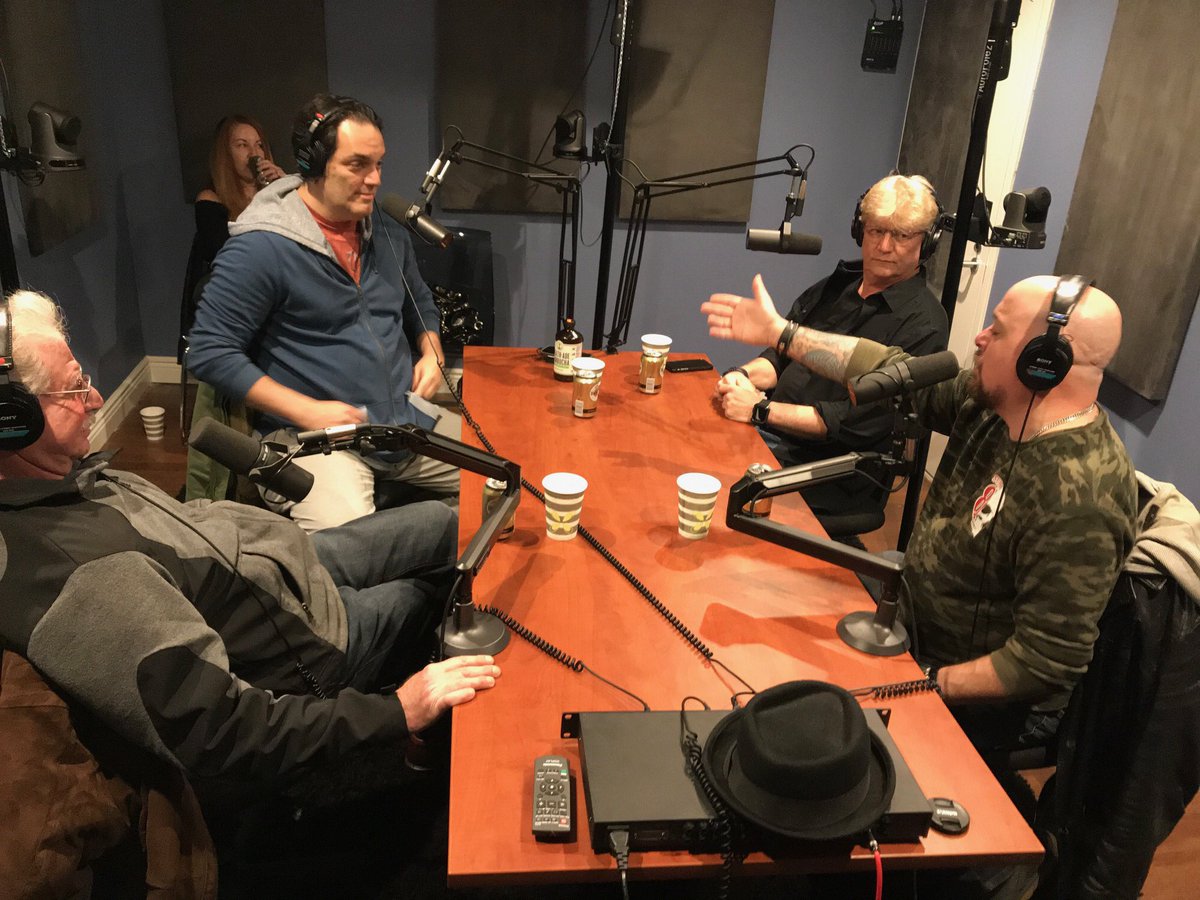 ASXL [S01E24] being recorded now <a href="/ProMedianyc/">ProMedia</a>  . Steve ‘Gorilla’ Grillo <a href="/stevegorilla72/">Steven Grillo</a> mixing it up w/ local 9th Avenue Mike C, <a href="/iamralphsutton/">Ralph Sutton</a> of <a href="/TheSDRShow/">The SDR Show</a> , <a href="/royvidman/">Roy McDonald</a> of #briteshot &amp; passive watcher <a href="/misslainie/">Lainie Speiser</a> .  Giggling at banter oh #boboruns ? #4shuaa #promedianyc