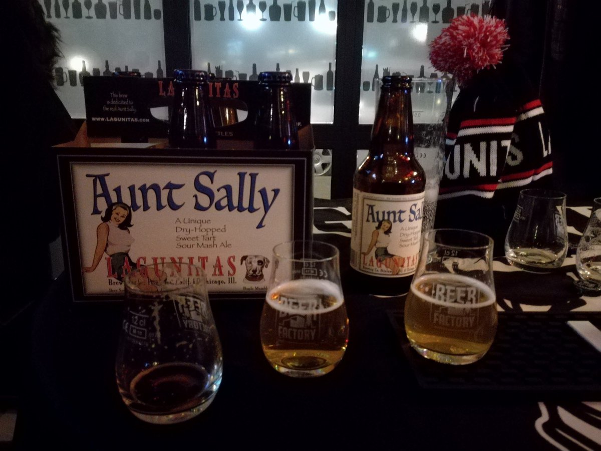 faubriot's tweet photo. NOW in Lyon @wallacebarlyon  in @grandlyon  a special @lagunitasbeer event ! 
Et en plus elle est super bonne (la biere  😂)
#bierbar #whiskybar &amp;
#coupdecoeur pour la Aunt Sally ! YES ! @OnlyLyon @WallacePubVaise  
et maintenant music 👍😁 https://t.co/X1XqnHvAie