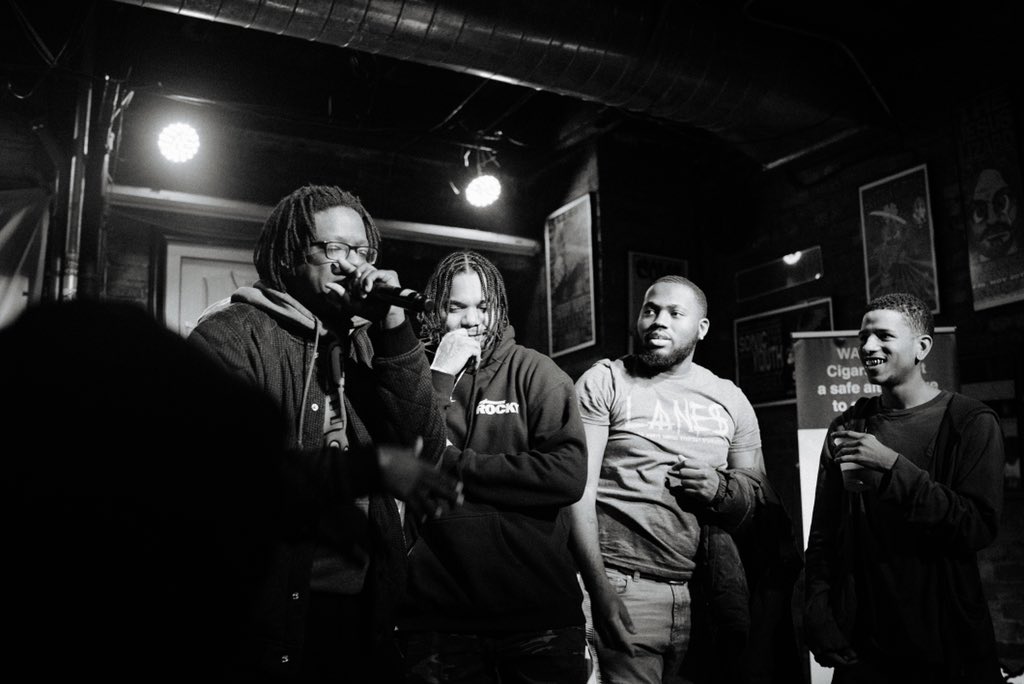 iamcantrell's tweet photo. First ever crowd cypher on the #Starting5Tour boy Chicago came with an energy from start to finish💛 #puma #MonsterEnergy #optimopartner https://t.co/ouJzsUUcK5