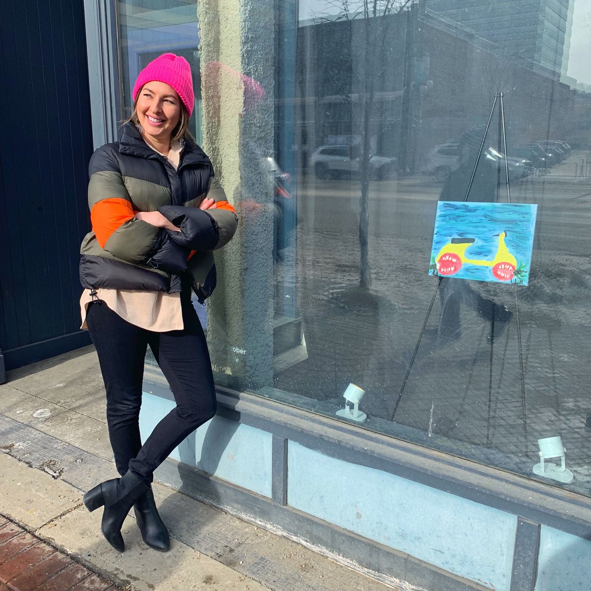 GetJobber's tweet photo. We've updated the ArtHole at #JobberHQ. If you're in Edmonton, come see Jobber's own @moiraesofsun's Tomato Wheels. Moirae has assisted in shaping Edmonton’s reputation as a city that celebrates creativity through various initiatives.  #yegdt #yegarts https://t.co/nHVVVomy0A