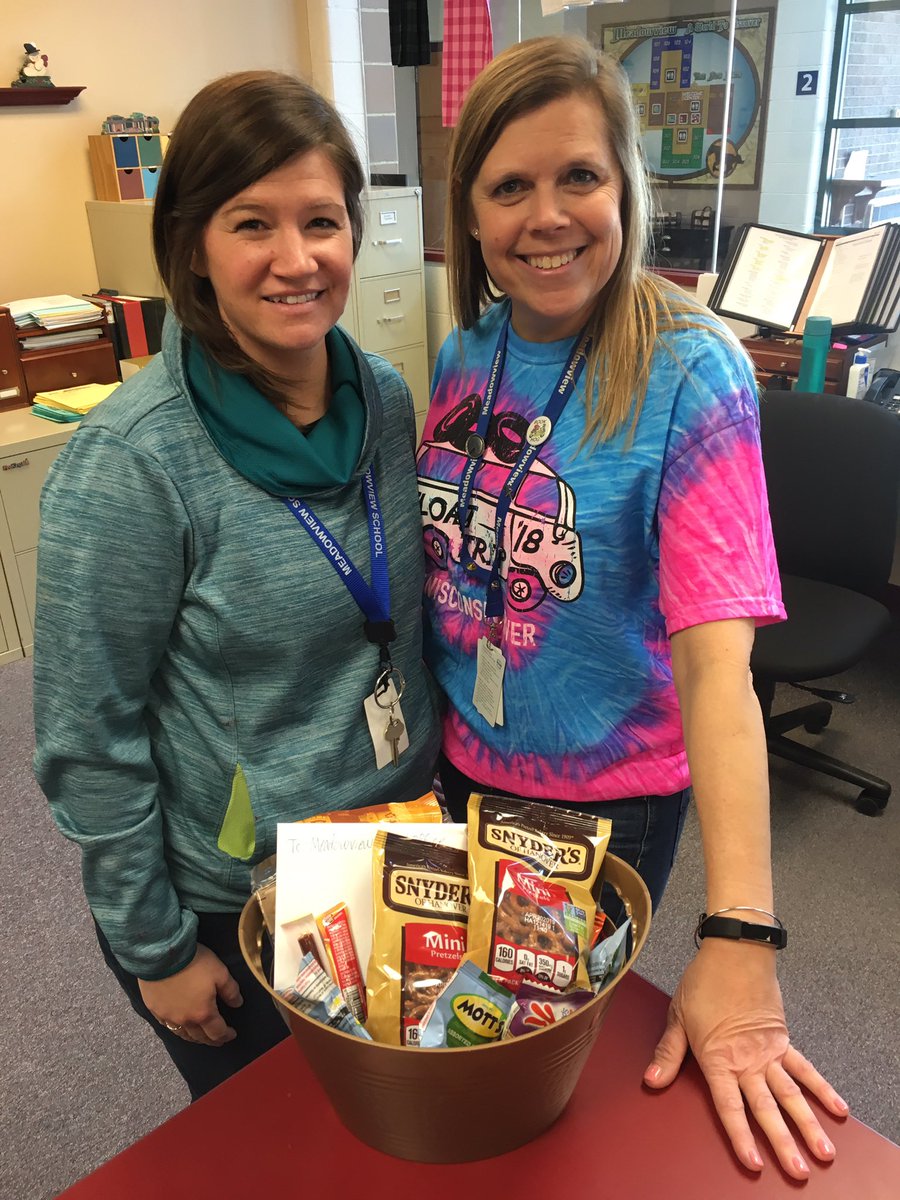 FrederickCCSD46's tweet photo. Finishing up our #RAKweek2019 Snack basket deliveries today. CCSD46 District Office @d46webmaster Meadowview, and Avon School Offices @AvonNovas https://t.co/fcqdxtURNH