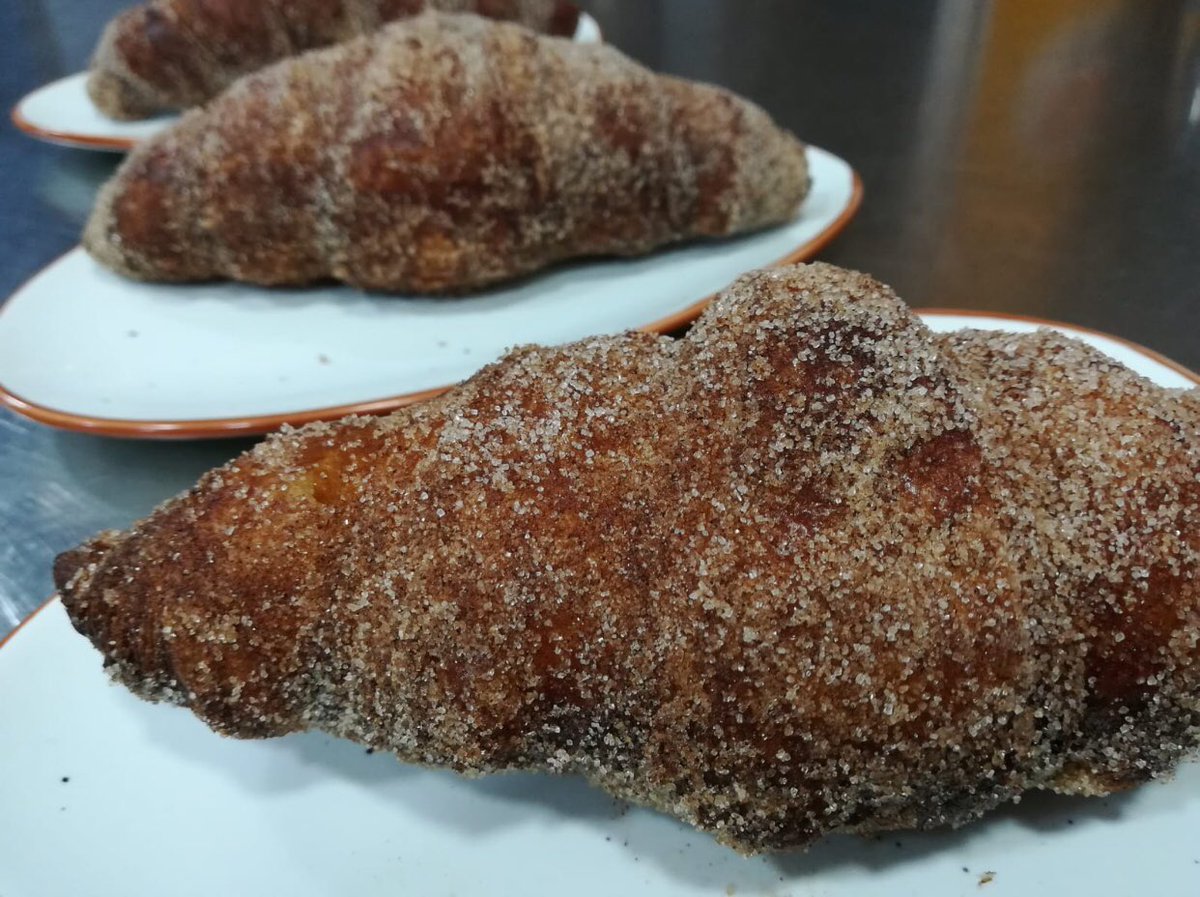 dellucceller's tweet photo. Postres casolanes? El nou xuxo Delluc Celler Banyoles!!! Per gaudir com uns nins!!! 👯‍♀️👯‍♂️ https://t.co/KXM0p2YhMW
