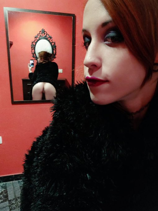 New vids in my @ManyVids now !! 😋https://t.co/XvRhZ9gIKV https://t.co/ZBekxkioYN<a class="tags" href="/tag/manyvids">@manyvids</a><a href="/tag/mvsales"class="tags"><span>#mvsales</span></a>