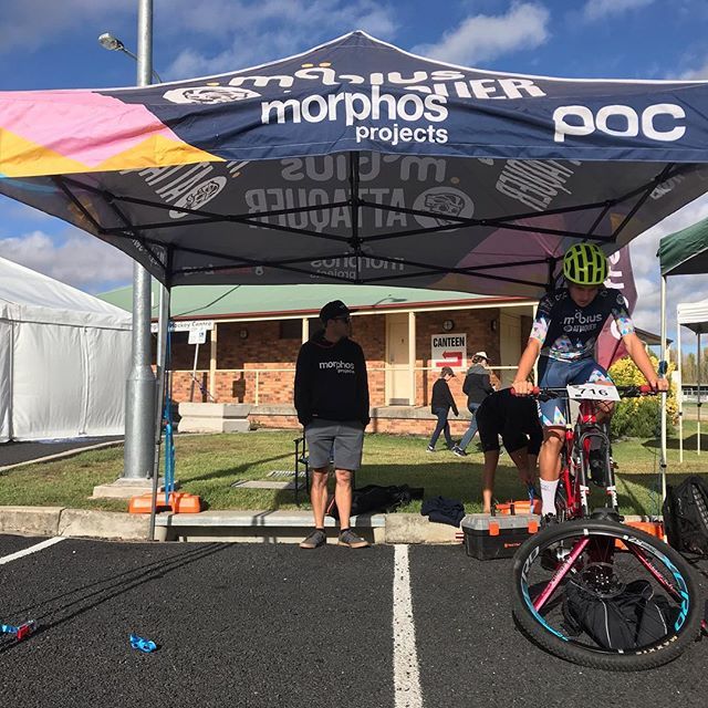 MobiusProject63's tweet photo. Under 17s, start your engines... National Cup Series 🤟🤜 #mobius @attaquer @morphos_ @milesbrakes @swiftsportaus @swiftwicksocks @poc_aus_nz @pocsports @mitas_tyres @bikebugaustralia #mobius #on #mountainbikes #mtb #mobiusattaquer #bikebug #milesracin… https://t.co/2dWRyyyaeQ https://t.co/YXLLoMUzcw