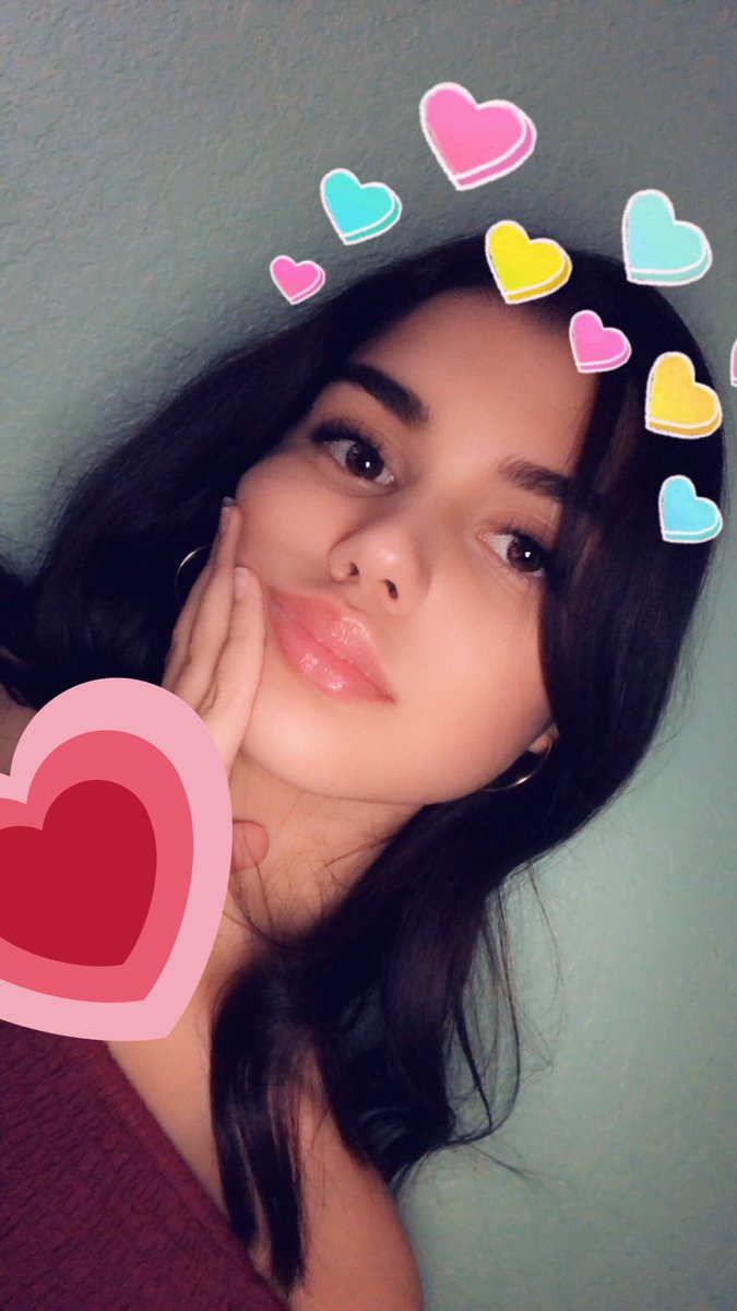 gothkgs's tweet photo. um hhahehahehehe my eyes look dead here and these are recycled but hi https://t.co/d2YGGrVb5B