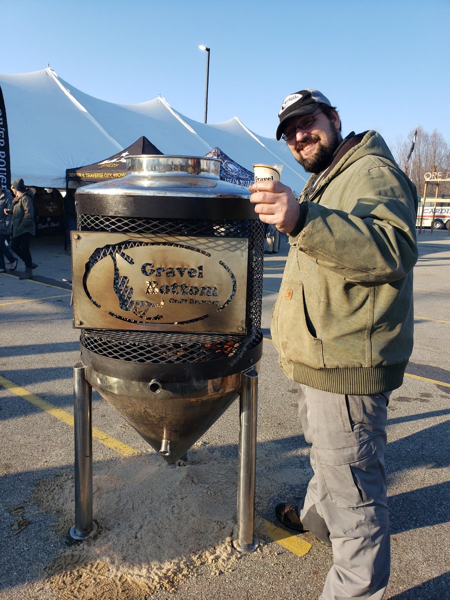 PhoenixRefrig's tweet image. With Matt M @GBcraftbrewery @MiBrewersGuild #winterbeerfest. Check out the custom fermenter fire pit. More fun at the festival!