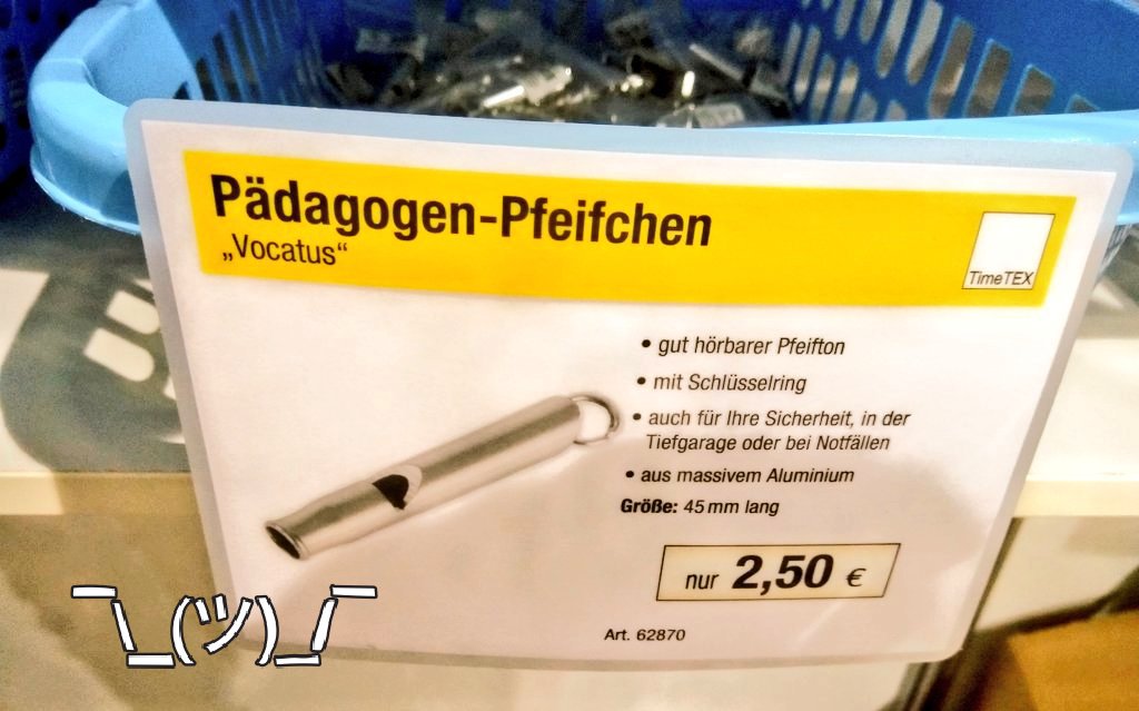 beamtenkanzlei's tweet photo. @RechtBlond @politom @ptra_lorenz @TGRuediger @stefnhs @SuVuK @askconsult @RAILSeV @RAinDimartino @TweefAnwalt @bildungsanwalt @meinExamen @RARieck @Kaspersky_DACH @OlgaKasner @FOPinHamburg @Ra_Koellner @Kaffee_Racer @miriam_vollmer @herrpandabaer @PreislerKa @ICS_AG Und als Bonbon statt #ff ein #phpf - ein Philologen-Pfeifchen, heutiges Fundstück von der Bildungsmesse Didacta in Köln. Wozu das auch immer gut sein soll - Ideen? 2/2 https://t.co/h42C6NrDC0