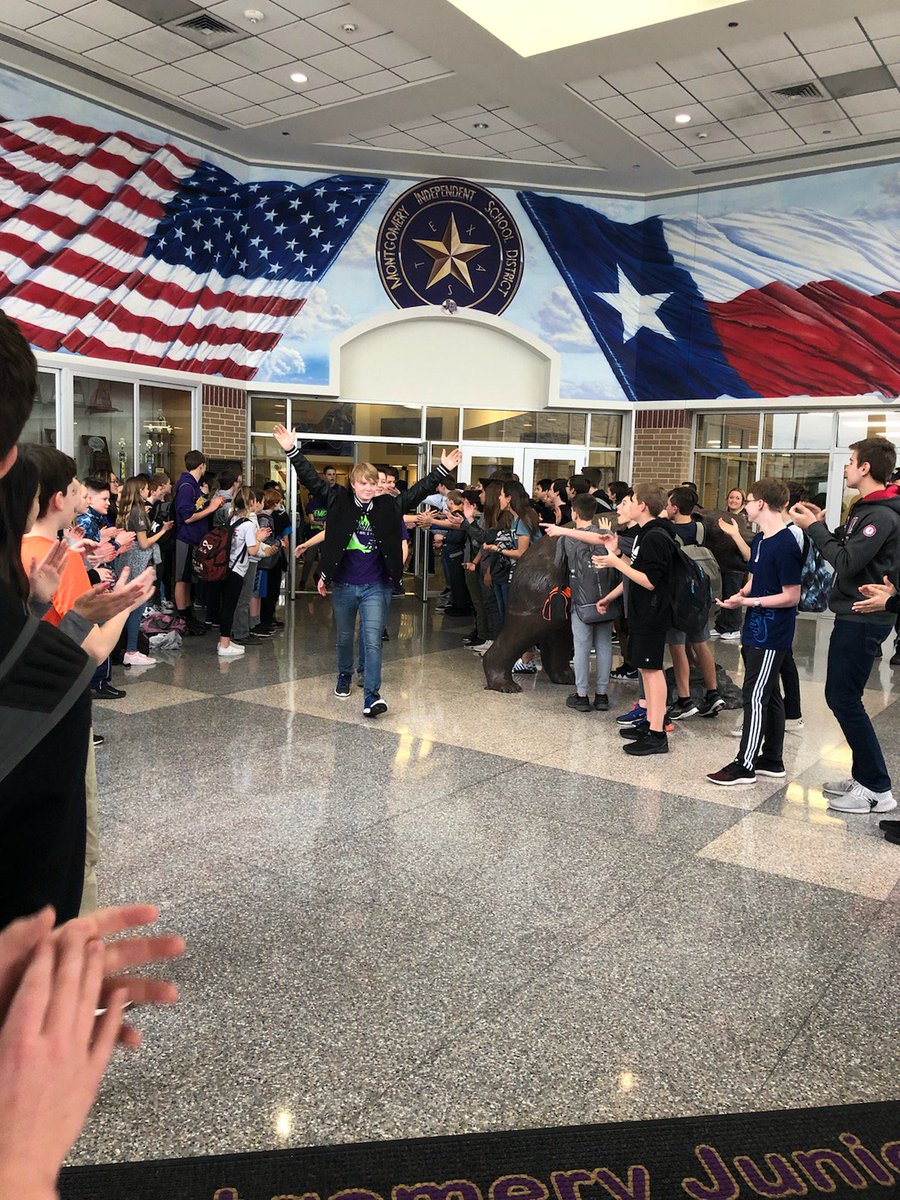 mjhsbears's tweet photo. OAP theater district competition send off today! We are so proud of our Bears! https://t.co/noYbu3480q