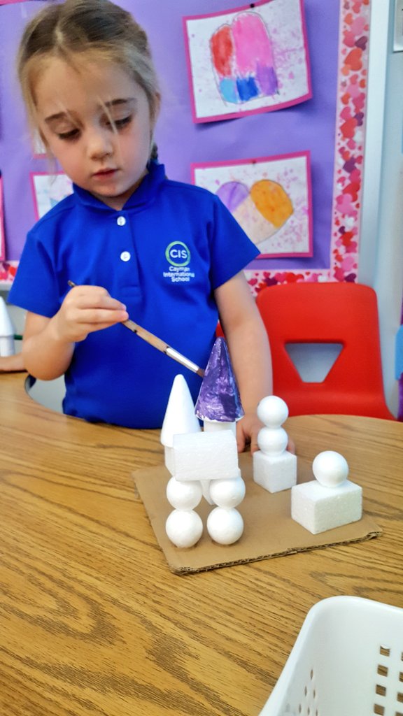 msjess345's tweet photo. Practicing new vocabulary as we build with cones, cylinders, spheres, and cubes.  I see some future engineers! #CISinspires https://t.co/NnPbtroGv7