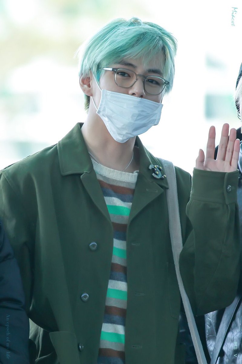 btspics_b's tweet photo. 190209 https://t.co/PrphgNjuur