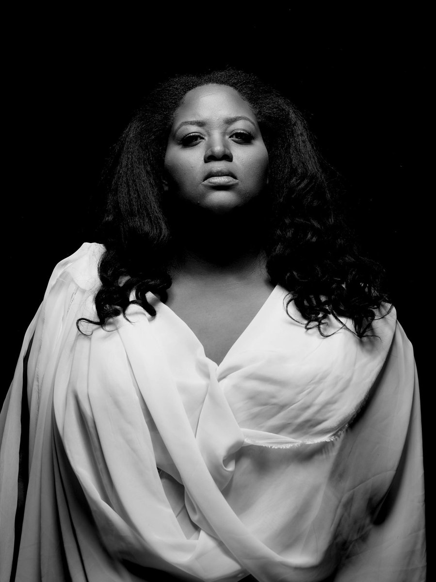 NewCamerata's tweet image. We absolutely can’t wait for Helena Brown to take the stage in “The Rape of Lucretia”, opening May 2nd, at @TheFleaTheater , as part of @NYOperaAlliance ‘s New York Opera Fest!
.
TICKETS: theflea.org/shows/the-rape…
.
Photo: Skyler Smith
.
#newcamerataopera #thisisopera #nyof19