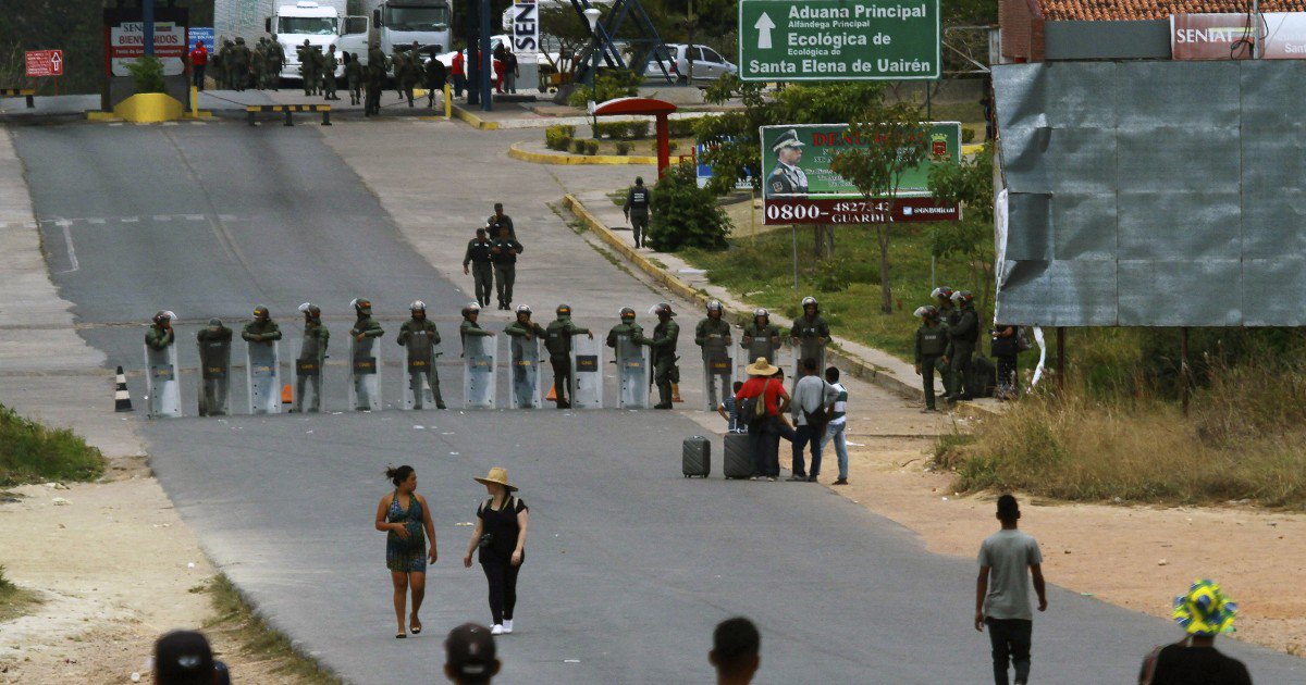 IT_Montgomery's tweet photo. What Friday's border violence means for Venezuela - Washington Examiner: * What Friday's border violence means for Venezuela  Washington Examiner * Venezuela Security Forces Fire on Protesters Near Brazil Border  The New York Times * Guaido’s trucks… https://t.co/uI4aCOMyPp https://t.co/aajkXo5BwU