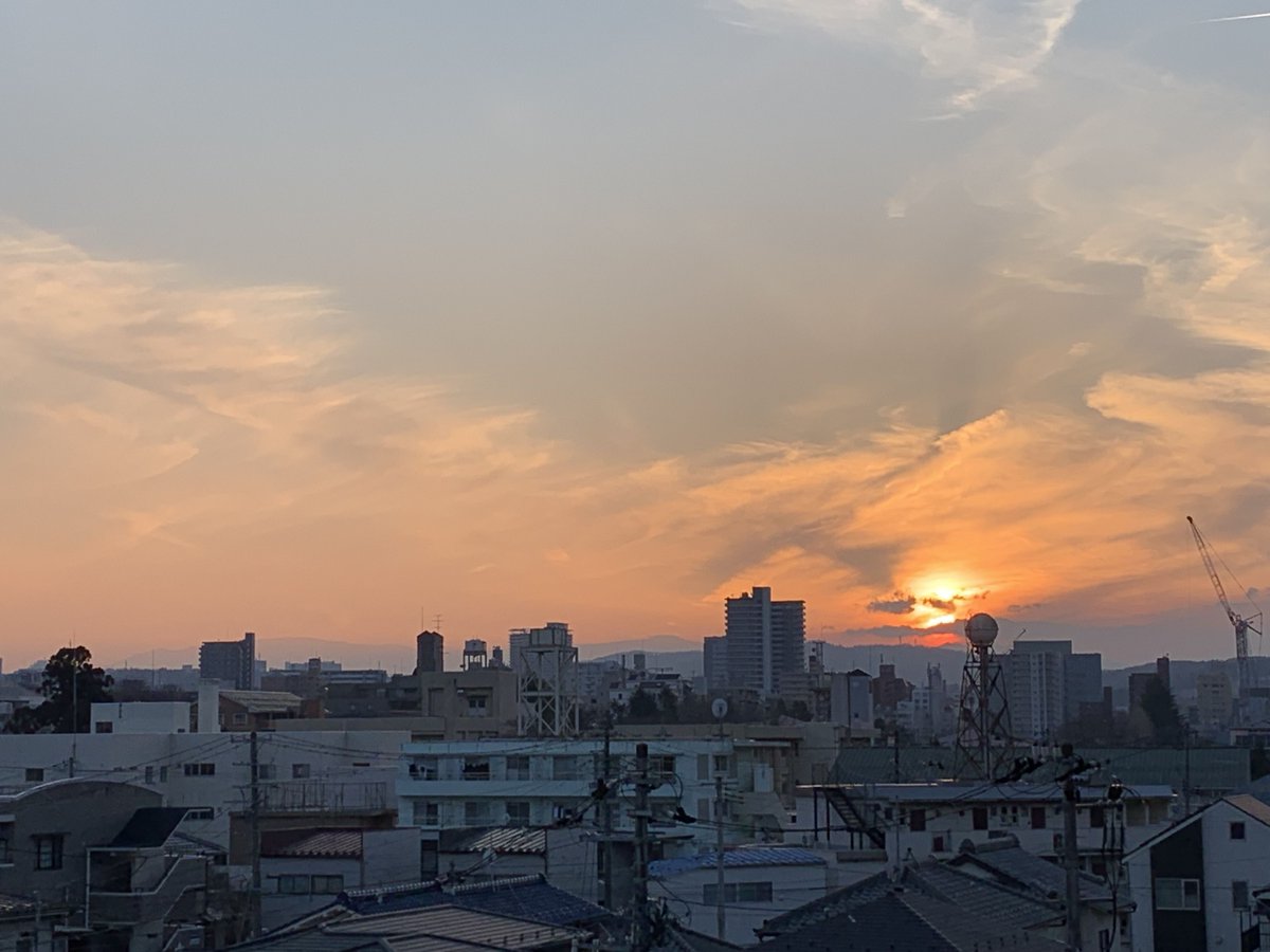 cokoguri's tweet photo. Did you catch the sunset last night? Here is what you missed if you didn’t. Enjoy! #Japan #Sendai #sunset #skyonfire #redskyatnight #sunissetting #naturesbeauty #sendaisunset #sendaiatdusk #goodnightsun #sunsetviews #sunsetimages #sunsetpics #digitalnomads #cokoguri https://t.co/7nPSzIcTAd