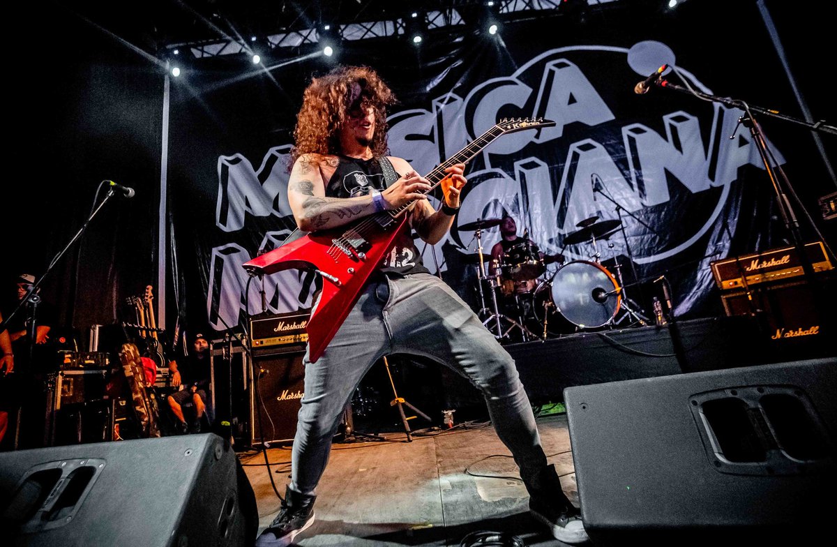charlieparra's tweet photo. Mañana sábado con @difonia 2:30 PM Alternativo Music Festival!!! Nos vemos vemos ahí, hijos de la guerra! #difonia #rock #rockperuano https://t.co/ON32PHc3xc