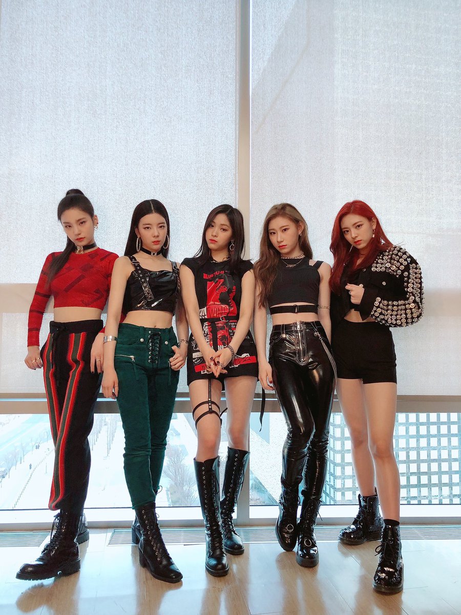 𝐌𝐈𝐋𝐊 בטוויטר 今私がハマりかけてる新人韓国アイドルitzyメンバーひとりひとり個性があって曲もダンスも中毒性があって皆綺麗で細い かなり当たりのグループ見つけちゃったよ 𝐌𝐈𝐋𝐊 בטוויטר 今私がハマりかけてる新人韓国アイドルitzyメンバーひとりひとり個性があって曲もダンスも中毒性があって皆綺麗で細い かなり当たりのグループ見つけちゃったよ