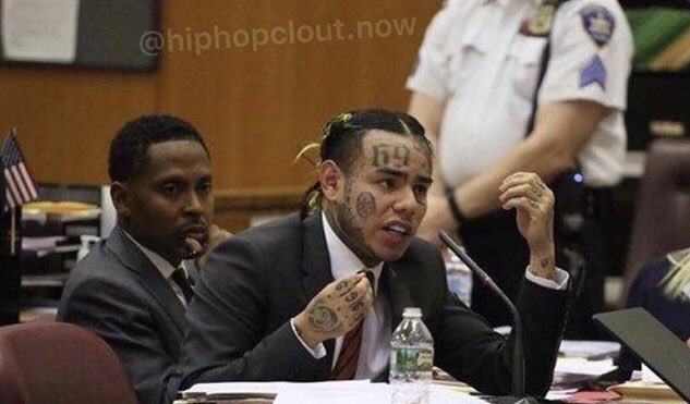 sinnersforeverr's tweet photo. 6ix9ine: ok I gave y’all Robert Kraft, Jordyn Woods, YNW Melly , and 21 Savage, can I go now?

Judge: you still have 15 years left

6ix9ine: R Kelly Has a couple sex tapes you haven’t seen........ https://t.co/FPQT20BhI7