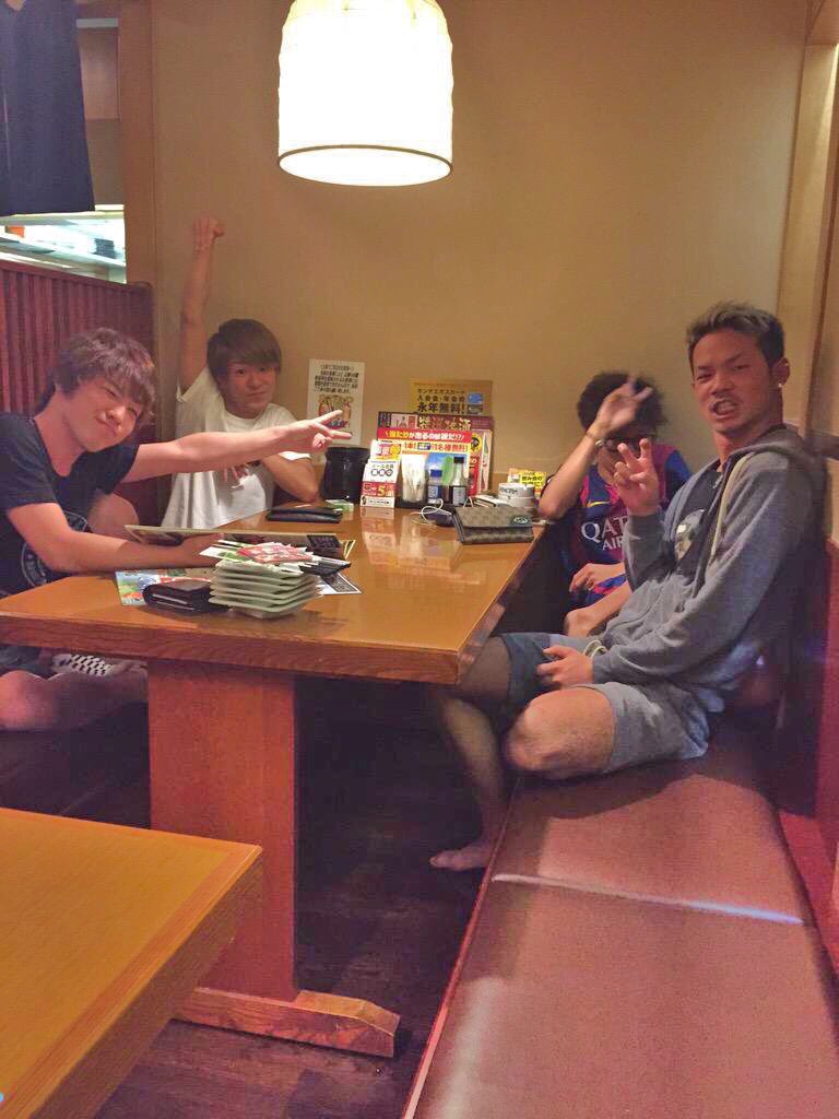 tomoya572's tweet photo. 最近みんなTwitterやってるの？なんなの？どんな写真のっけてもいけそーじゃね？ https://t.co/DipugB5YYt