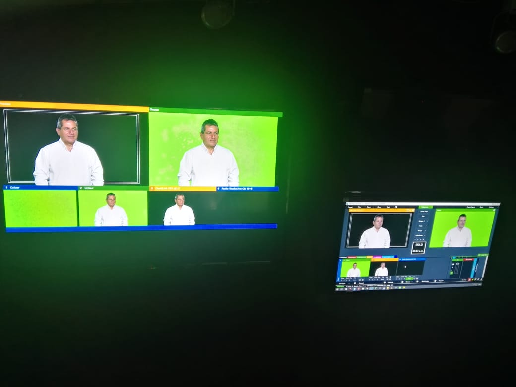 ricardosoler12's tweet photo. En este CromaKey estará muy pronto Luz Eusse, no yo. Lo de hoy fue sólo una prueba técnica. Se viene algo muy bueno con ella para TC 2.000 Colombia. #SoyTC2000co #Lupialaire https://t.co/9Ky46fkRn6