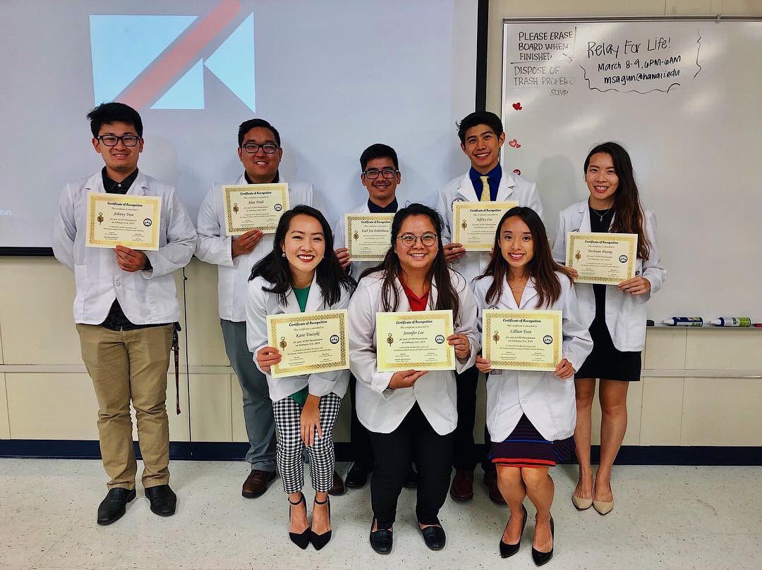 UHHiloDKICP's tweet photo. The Rho Chi Society and HSSHP/AMCP hosted a formal SOAP presentation where 4 groups made up of first, second, and third year pharmacy students assessed a patient case and provided their clinical recommendations. Thank you to everyone who participated! https://t.co/aiWdt3VfQ6