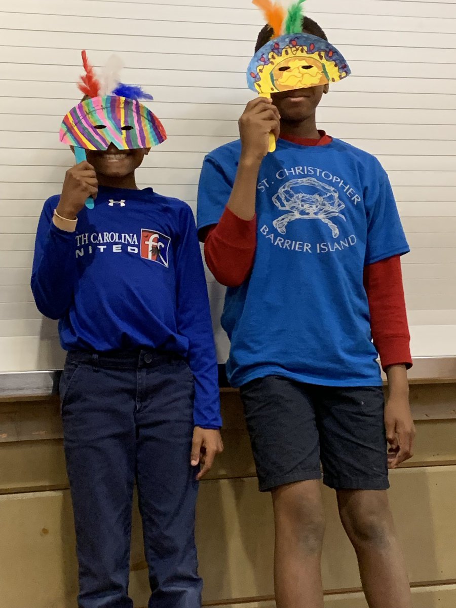 GoodT123's tweet photo. The Extended Day students had a blast decorating their Mardi Gras mask! #guesswho #verycreative @Mr_KNWhite https://t.co/VdnwunqQWG