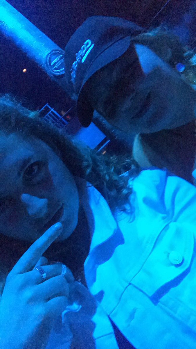 Amaisieing's tweet photo. @whitedenimmusic u were phenomenal, what a performance ;)❤️ #JacketBand https://t.co/tf75HV6oSc
