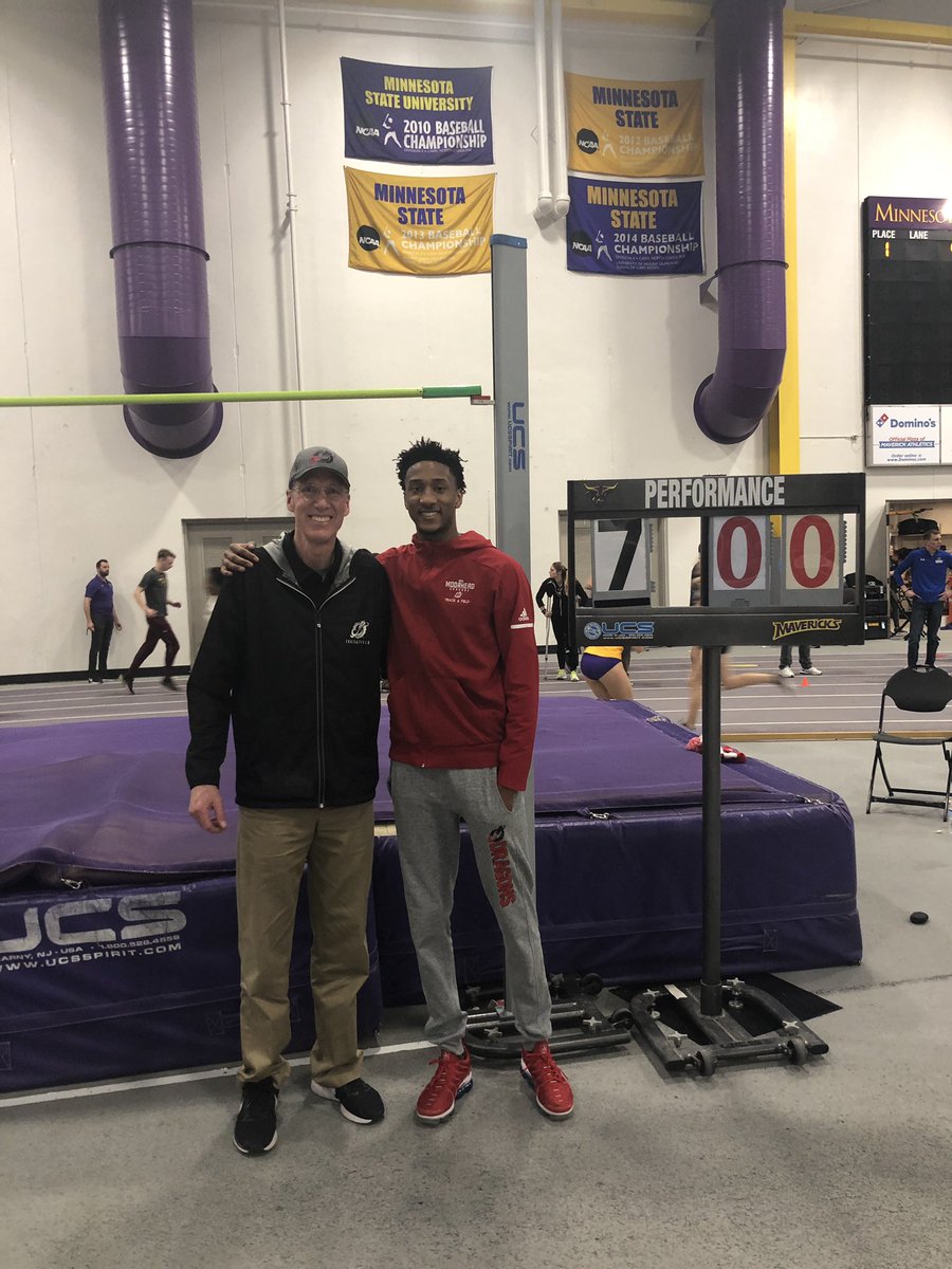bergstroms's tweet photo. The newest 7’ jumper from MSUM!! @chris_cook_1 @MSUM__XCTF #raisethebar #dragontrackandfield #NSICIDTF https://t.co/R3KBkAIybs