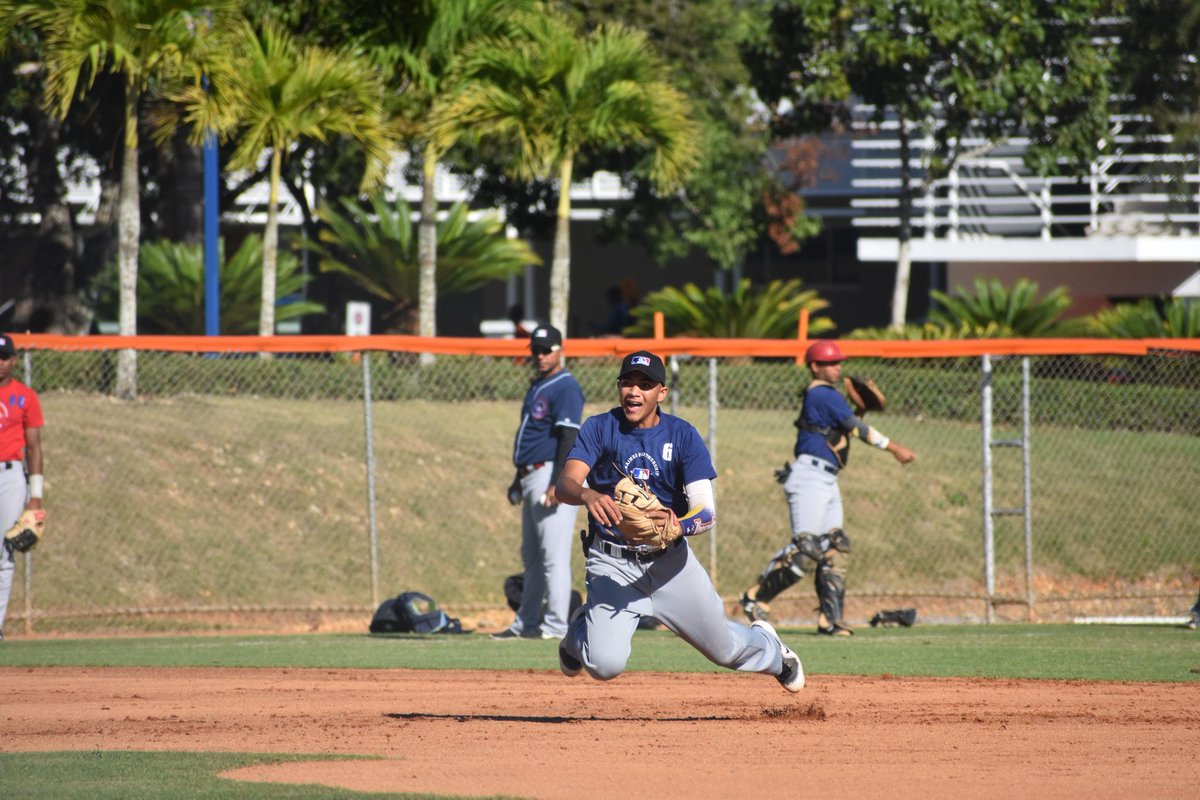 MLBDominicana's tweet photo. El talento joven se destacó en el Showcase de Dominicana. ⚾🔥 #TrainerPartnershipProgram #MLBDominicana🇩🇴
👉: https://t.co/llnZKxYG9E https://t.co/2AaFqyzJu8