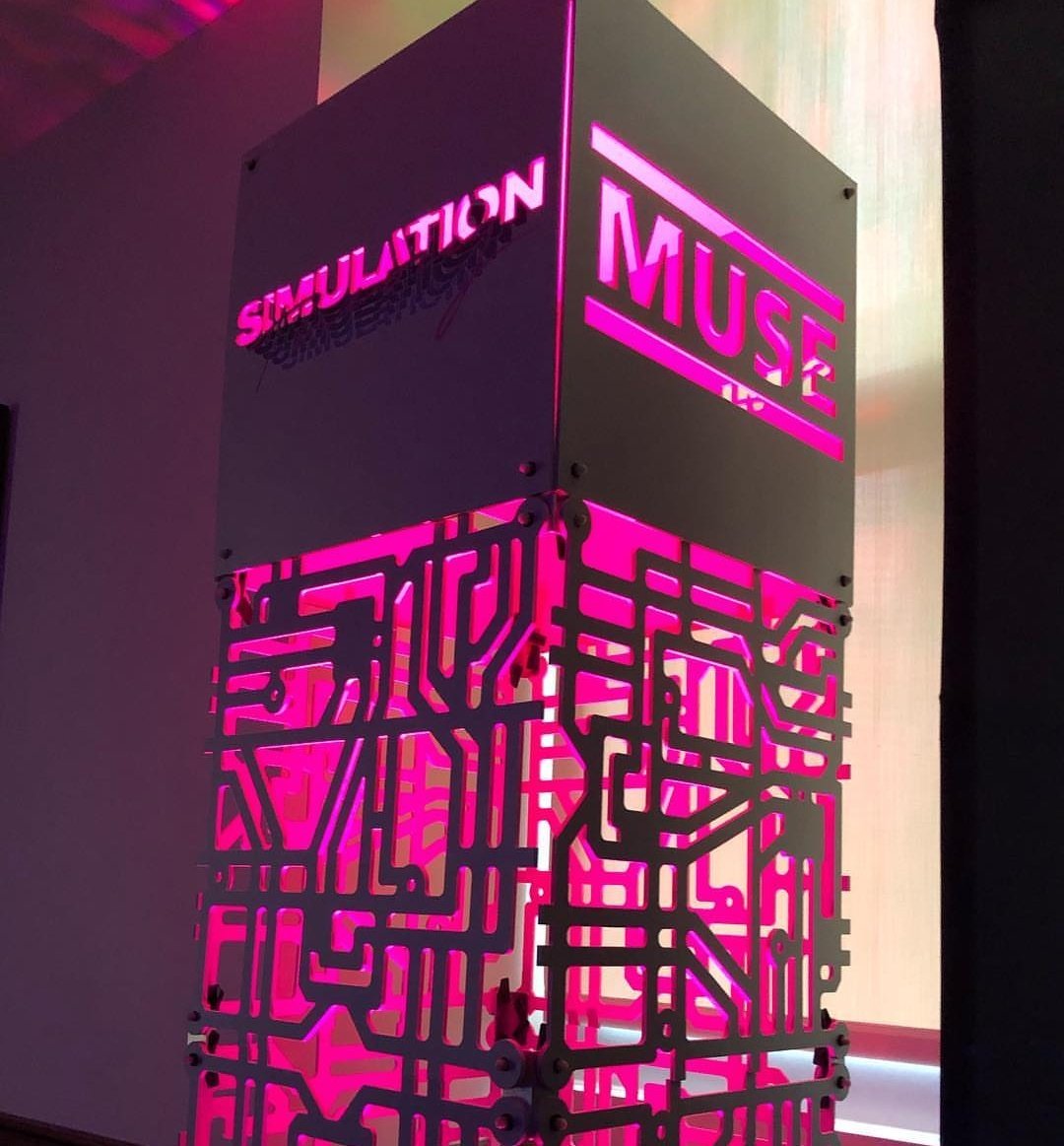 muse_argentina's tweet image. El paraíso hecho remeras ❤ 

El show de Muse finalmente empezará a las 00:15 (Arg). Estamos a minutos del apertura de puertas. A las 11 va #WalkTheMoon.