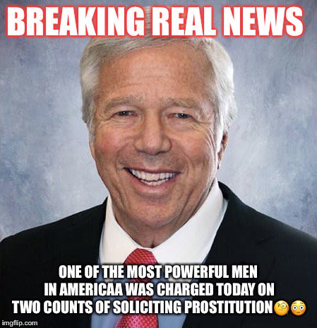 celtics_22's tweet photo. Damn Robert Kraft whatchu be doing out there. https://t.co/IBMznaQ8rN