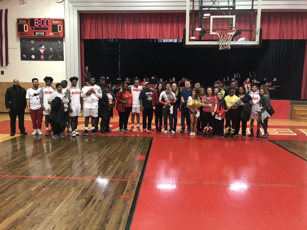 BremenNation's tweet photo. Congrats and thanks to our seniors from hoops dance and cheer #seniornight #itsagreatdaytobeabrave @AthleticsBremen https://t.co/3gtlNSKKxx
