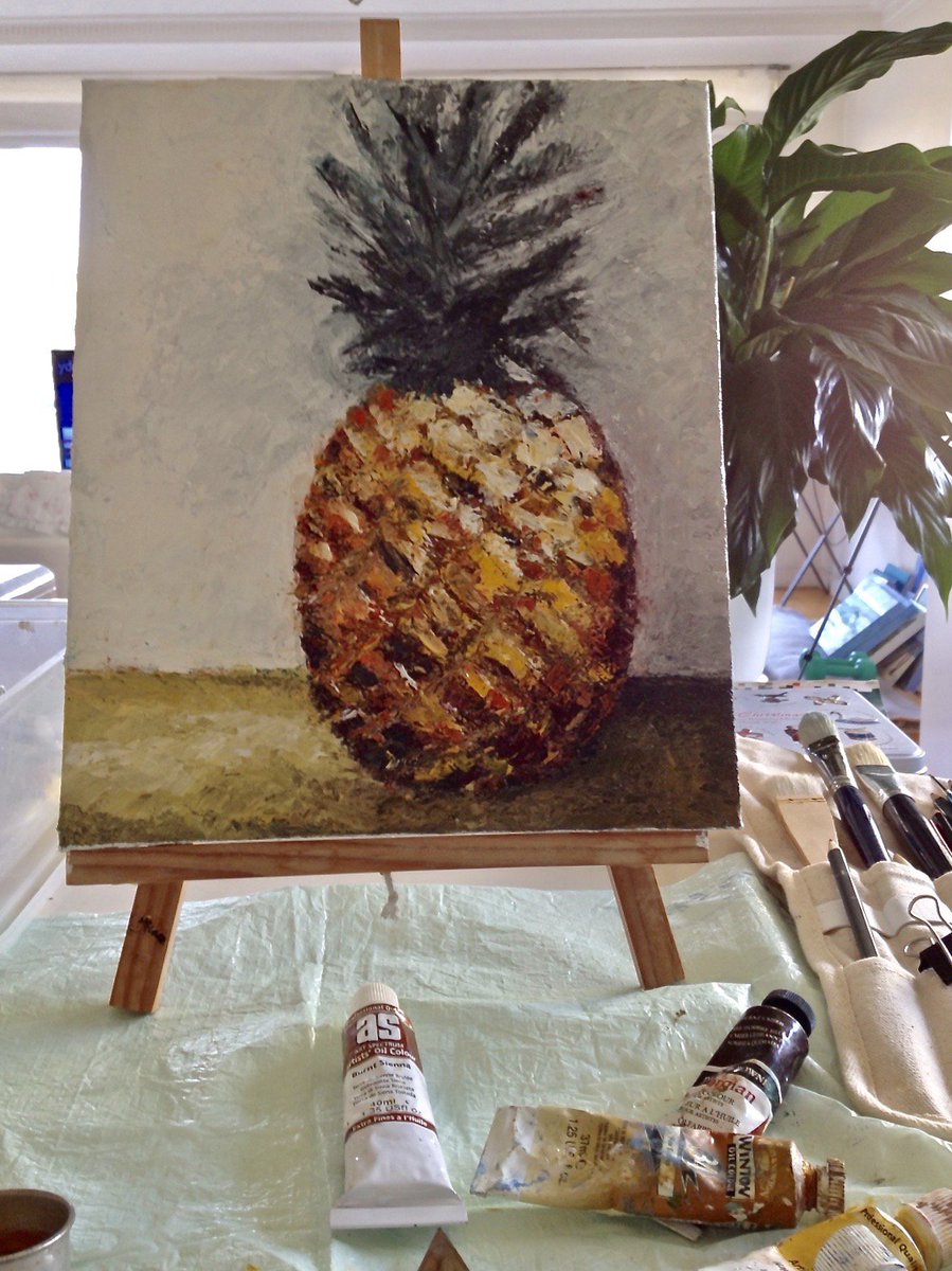 IsabellaKoldras's tweet image. oil painting (with a knife) rule #1 “thick on thin” #2 wait for the coat till it’s dry… #FruitStudy #WeekendProject
