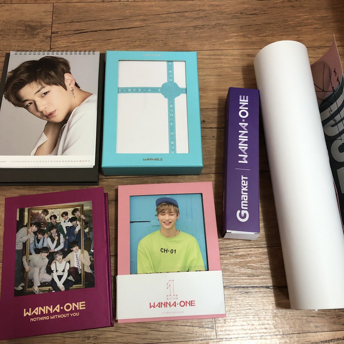 KangDanielLovee's tweet photo. 워너원 굿즈판매🤚🤚
앨범 7500
공식키트 8000
달력3000
포스터 3000씩
지마켓 포스터(박지훈) 3000
#워너원 #워너원굿즈 #공식키트 #워너원앨범 #강다니엘 #워너원달력 #워너원앨범판매 https://t.co/9cxqRH2s2Y