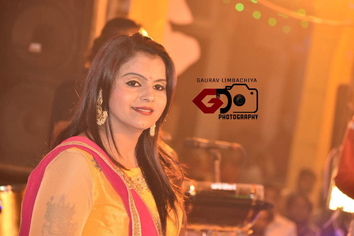 KajalMaheriya's tweet photo. Live Pogram In Amhedabad
LINK:- https://t.co/Dbtx0WCpGn
https://t.co/I667HofQww
https://t.co/uP34RXRHQk
#KajalMaheriyaOfficial #KmDigital #Live #LiveRasGarba #WatchingYouTube #Link #Kajal2019 #Km #Group #Marriage #BabaModhera +919924282783 https://t.co/PZ73IuHwKT