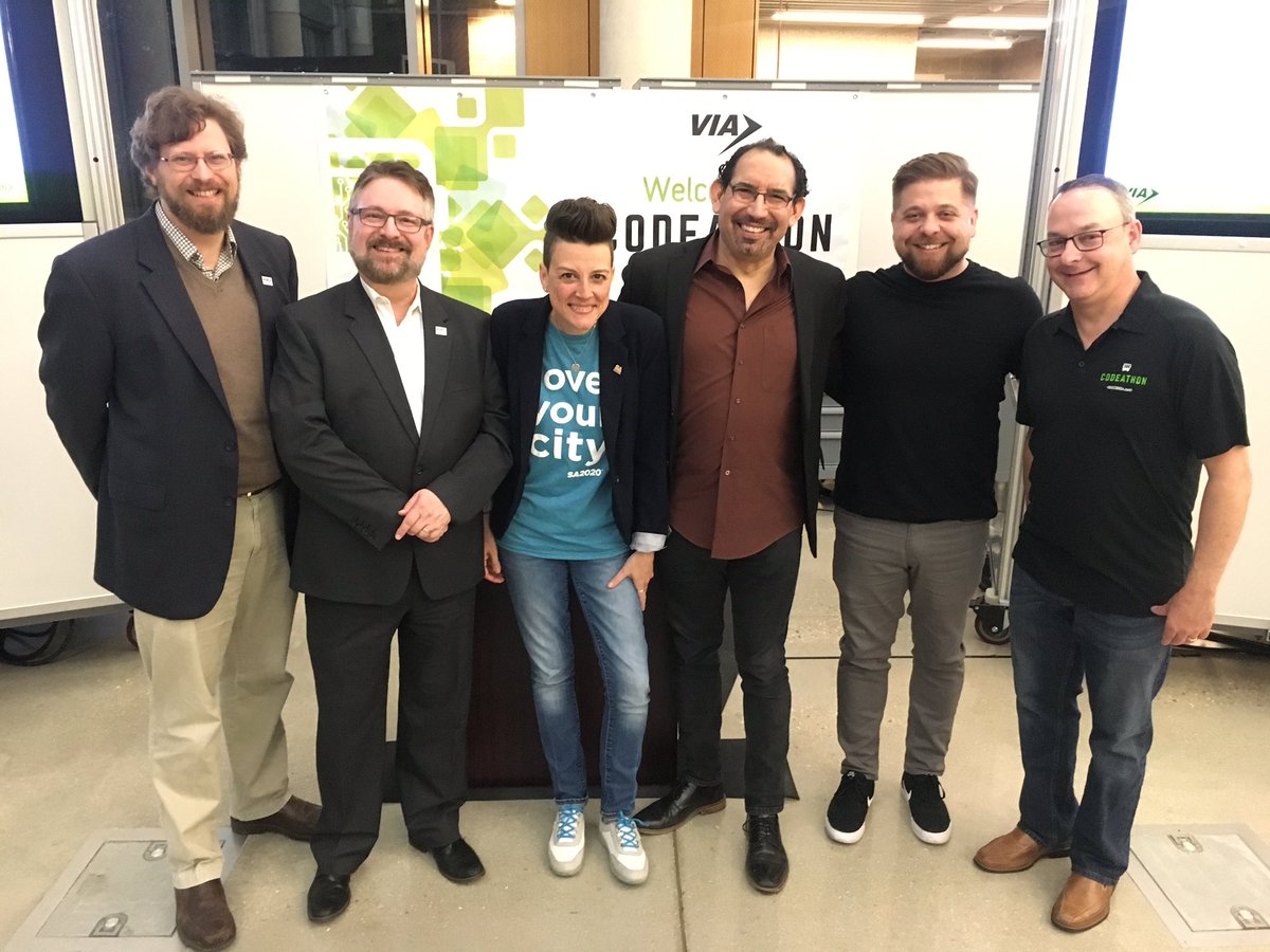SA2020's tweet photo. Helped kick off VIA’s 3rd Annual Codeathon! Students and techies coming together to create innovative solutions to public transit. 🙌🏼 #dothething #gocodeSA https://t.co/YEcOdbhoz3