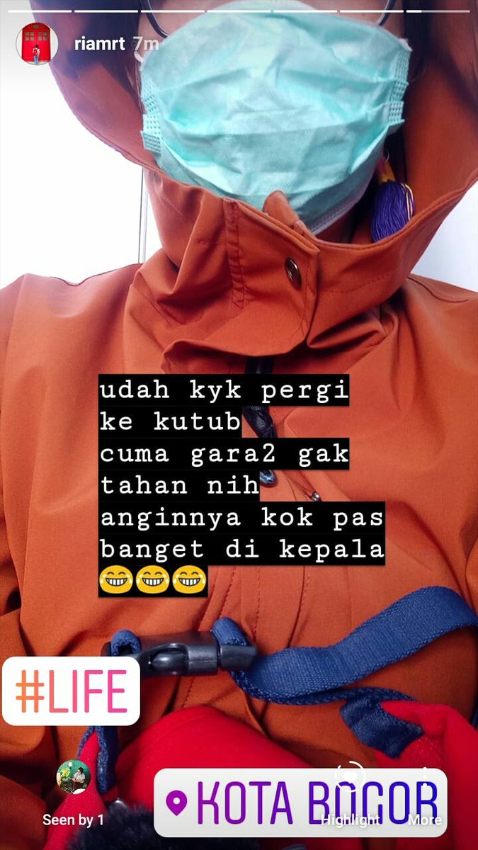pergi ke bogor jaketan... pergi ke kutub utara jd buntelan kyknya #life – at Stasiun Bogor