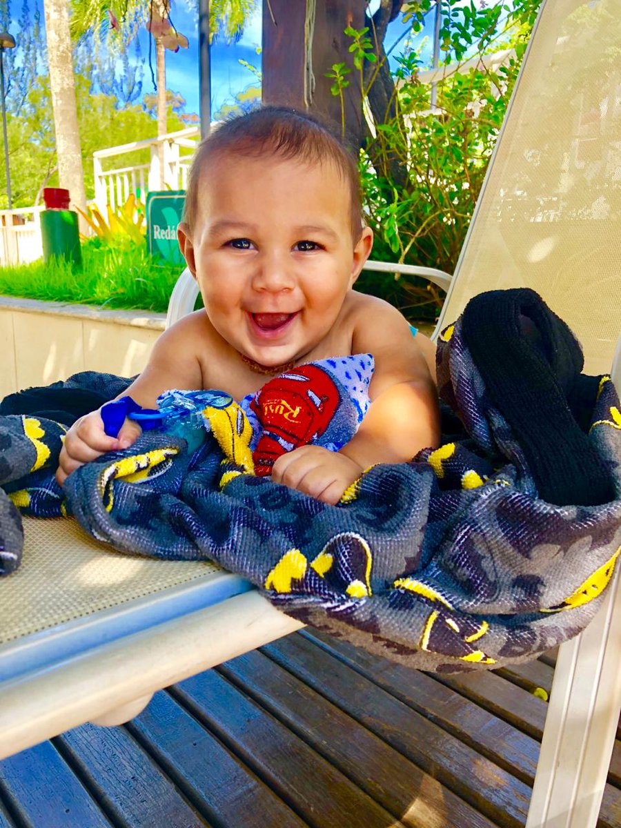 karinaaraujo007's tweet photo. Sorriso gostoso mamãe.. #MeuModelo ..😍💙 https://t.co/NECZwUoK71